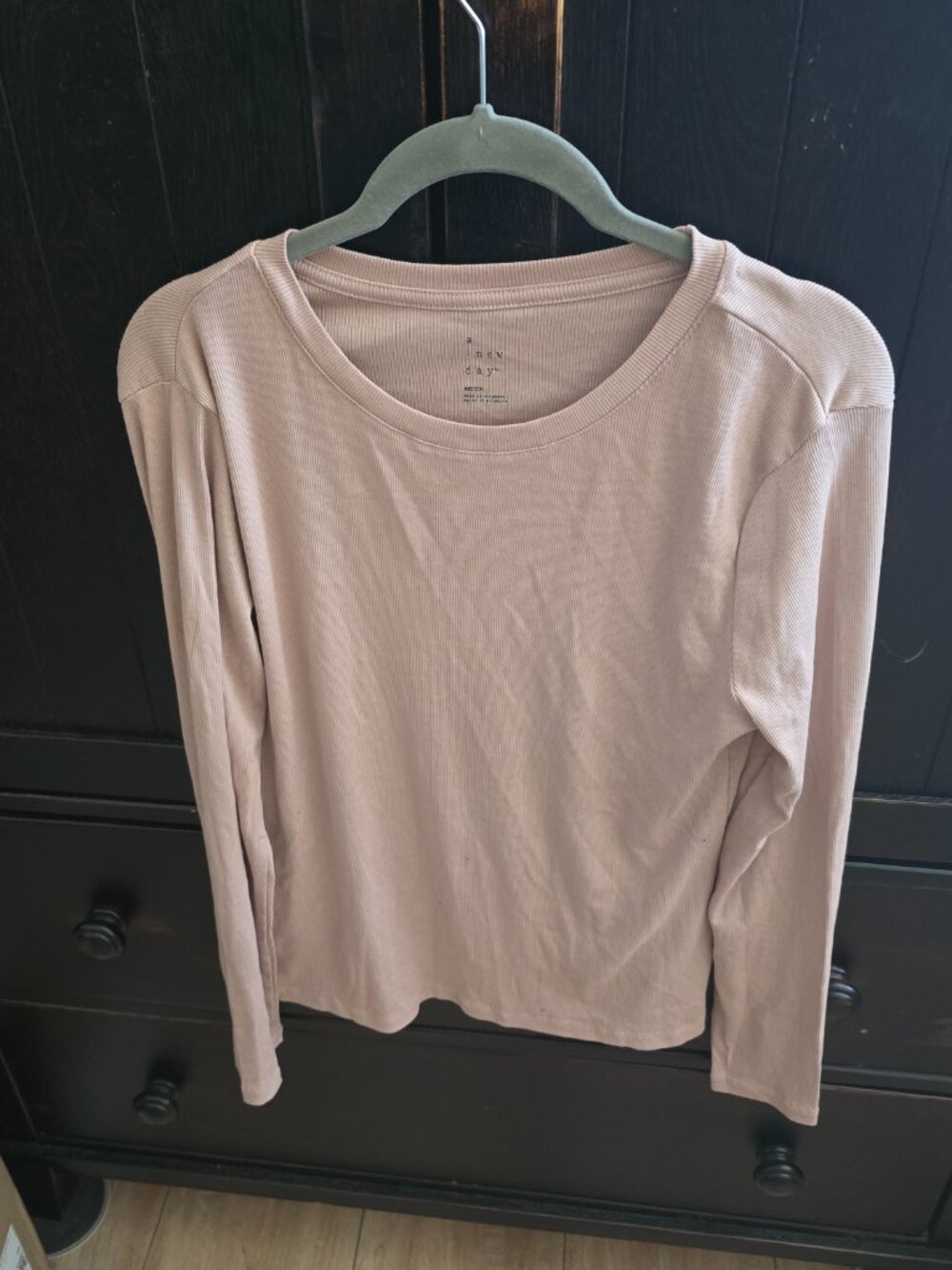 Lot of 8 Women's Blouses/Sweater various sizes EUC - Picture 7 of 13